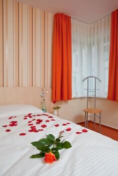 Mueritzperle Hotel วาเริน ภายนอก รูปภาพ